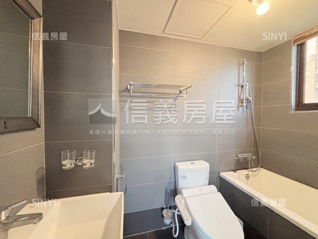 金馬迎春藏月三房車位房屋室內格局與周邊環境