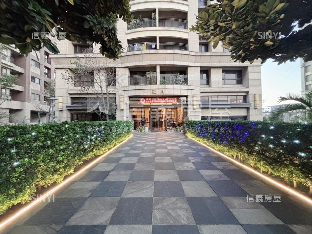 金馬迎春藏月三房車位房屋室內格局與周邊環境