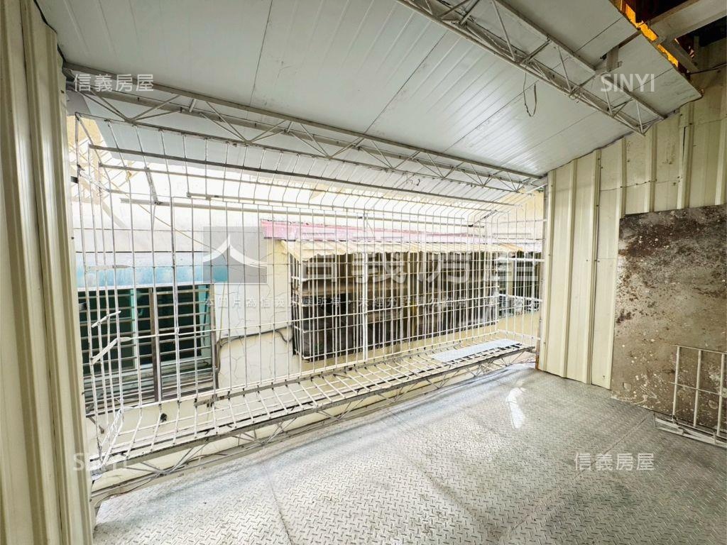 五甲整新鬧區金店面房屋室內格局與周邊環境