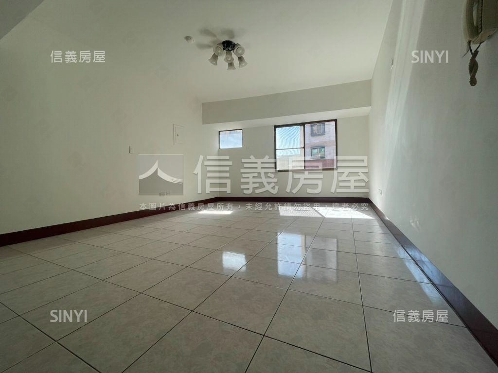 正興正路面寬店面房屋室內格局與周邊環境