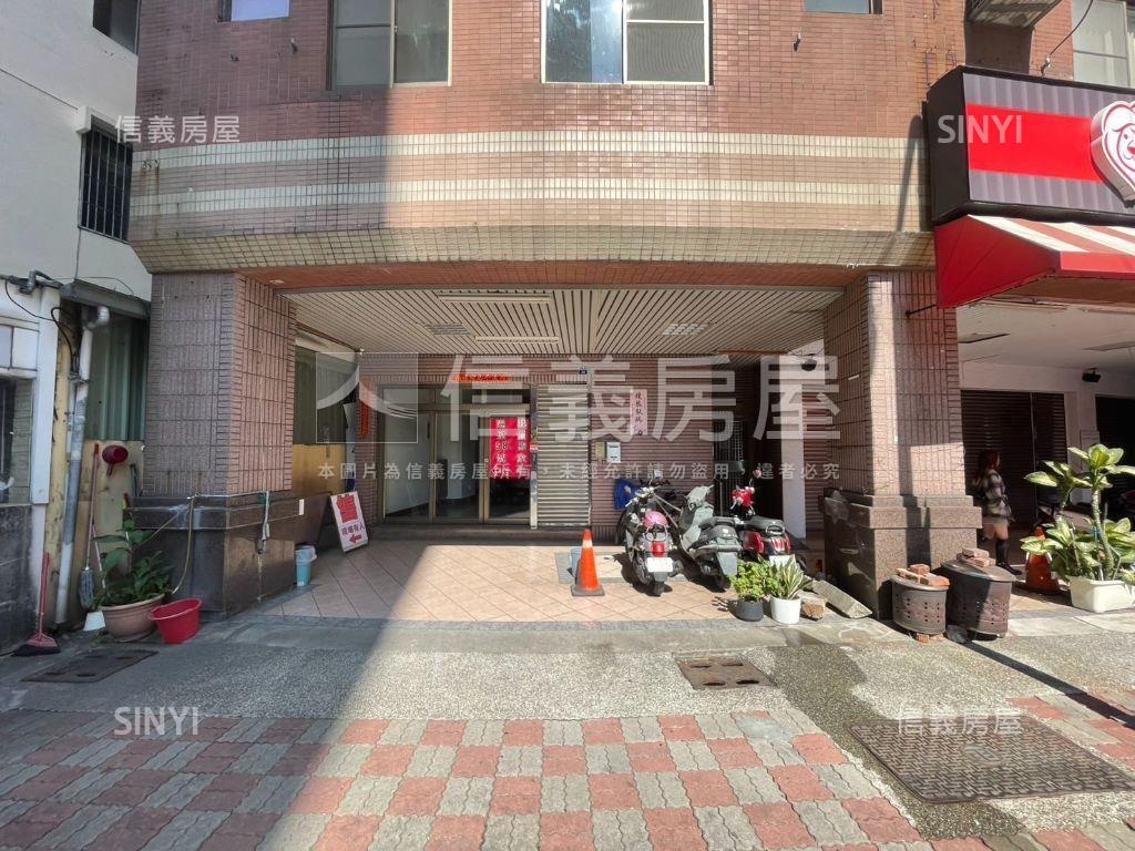 正興正路面寬店面房屋室內格局與周邊環境