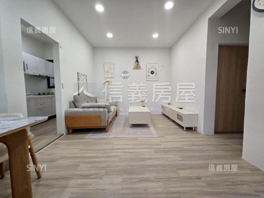 楠梓一樓翻新美寓房屋室內格局與周邊環境