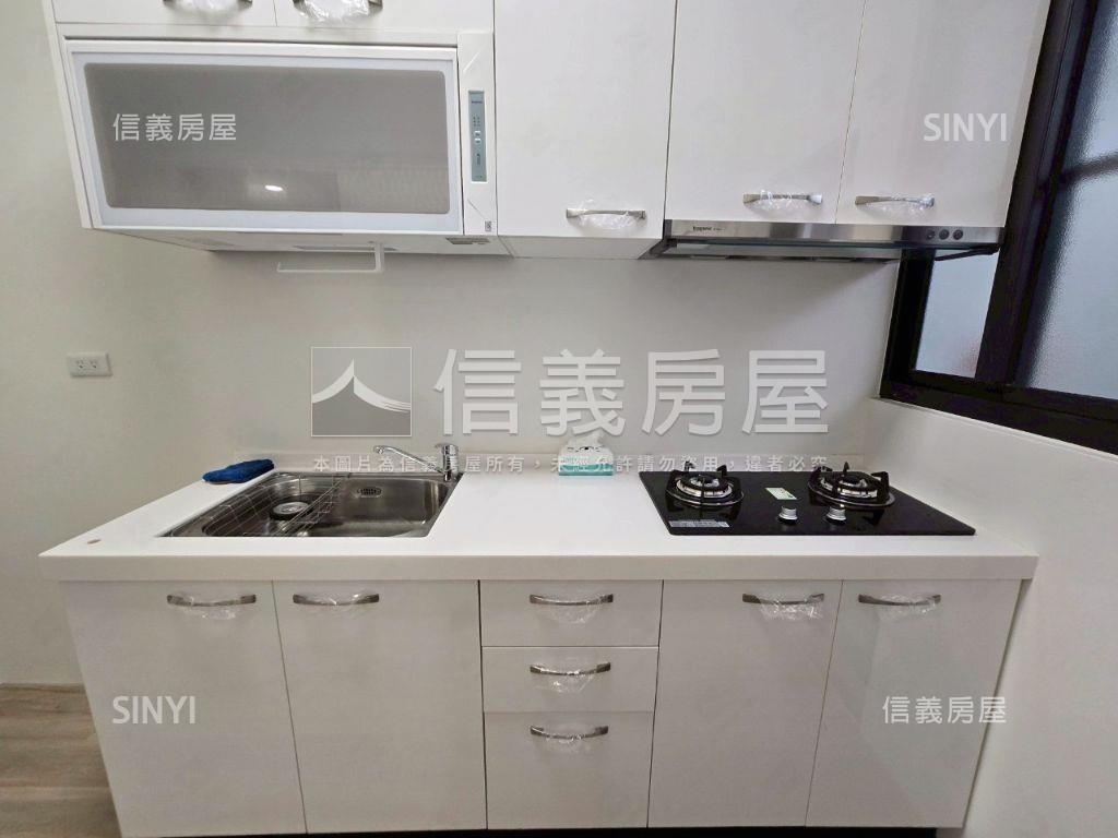楠梓一樓翻新美寓房屋室內格局與周邊環境