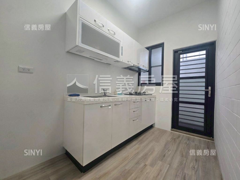 楠梓一樓翻新美寓房屋室內格局與周邊環境