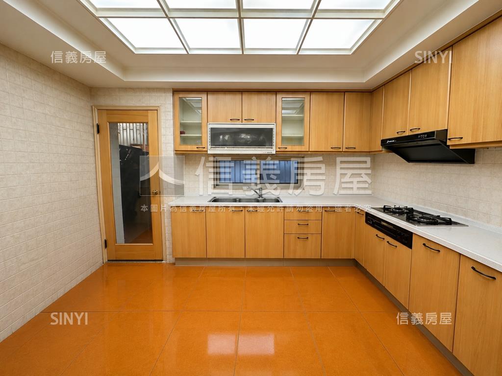 重陽兩戶打通六房格局房屋室內格局與周邊環境