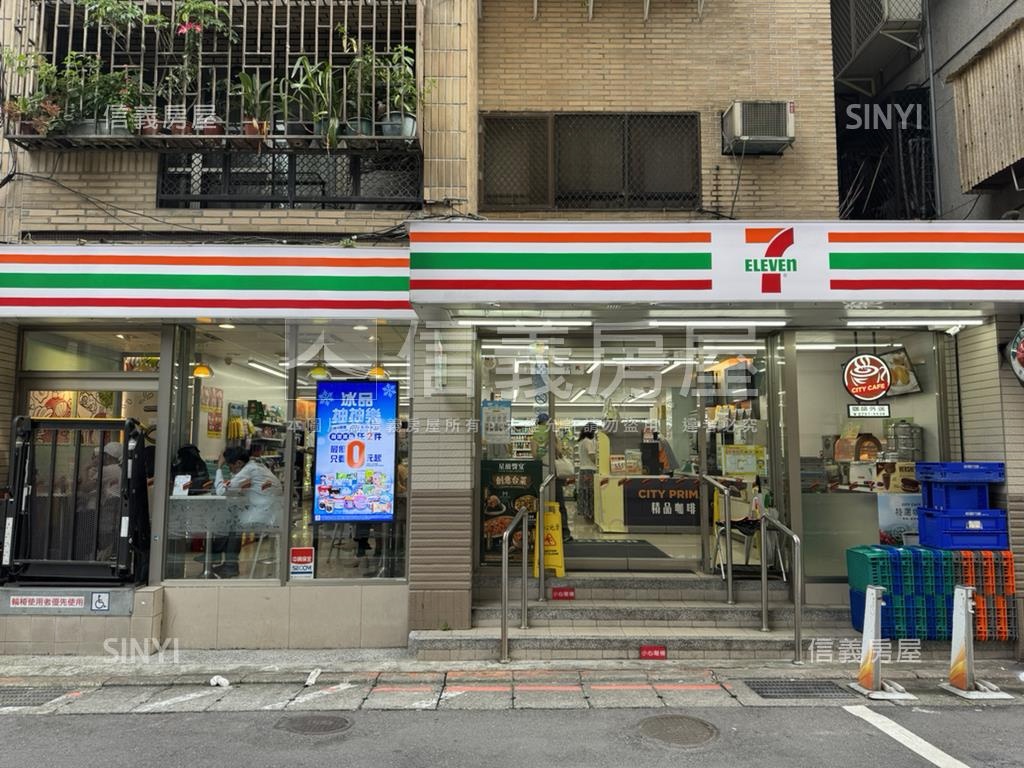 科技大樓站旁超商店面房屋室內格局與周邊環境
