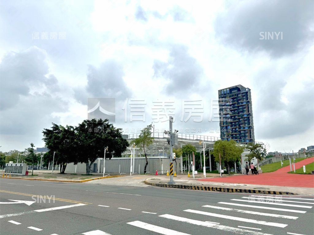 近水湳中央公園活路透天房屋室內格局與周邊環境