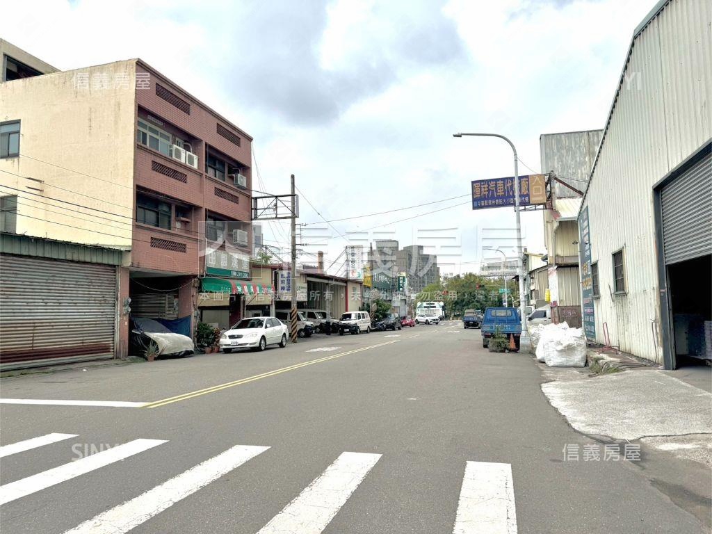 近水湳中央公園活路透天房屋室內格局與周邊環境