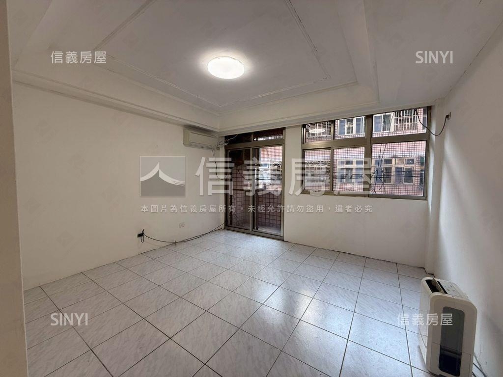 柚子公園旁美透天房屋室內格局與周邊環境