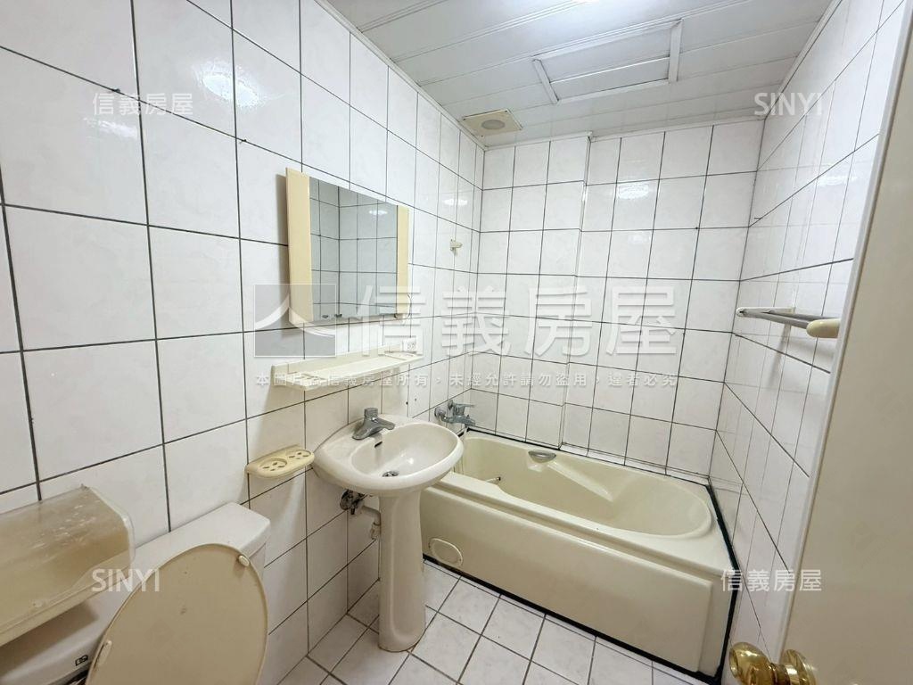 柚子公園旁美透天房屋室內格局與周邊環境