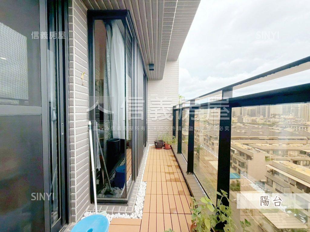 高樓層裝潢２房大空間平車房屋室內格局與周邊環境
