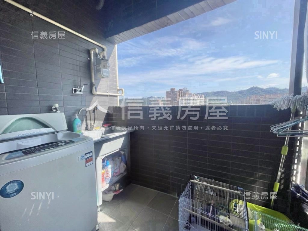 近公園捷運國小安和琉域房屋室內格局與周邊環境