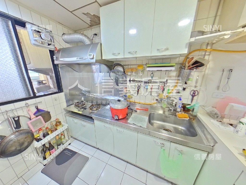 近新店總站優質公寓房屋室內格局與周邊環境
