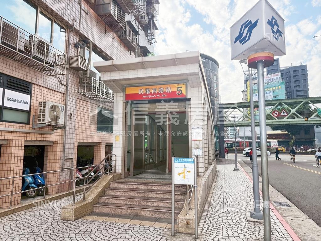 中山區近捷運套房房屋室內格局與周邊環境