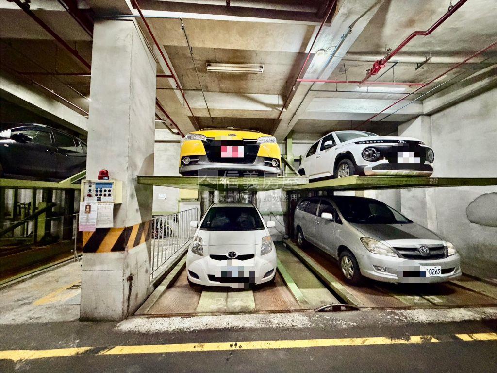 瑞興國小旁漂亮三房車位房屋室內格局與周邊環境