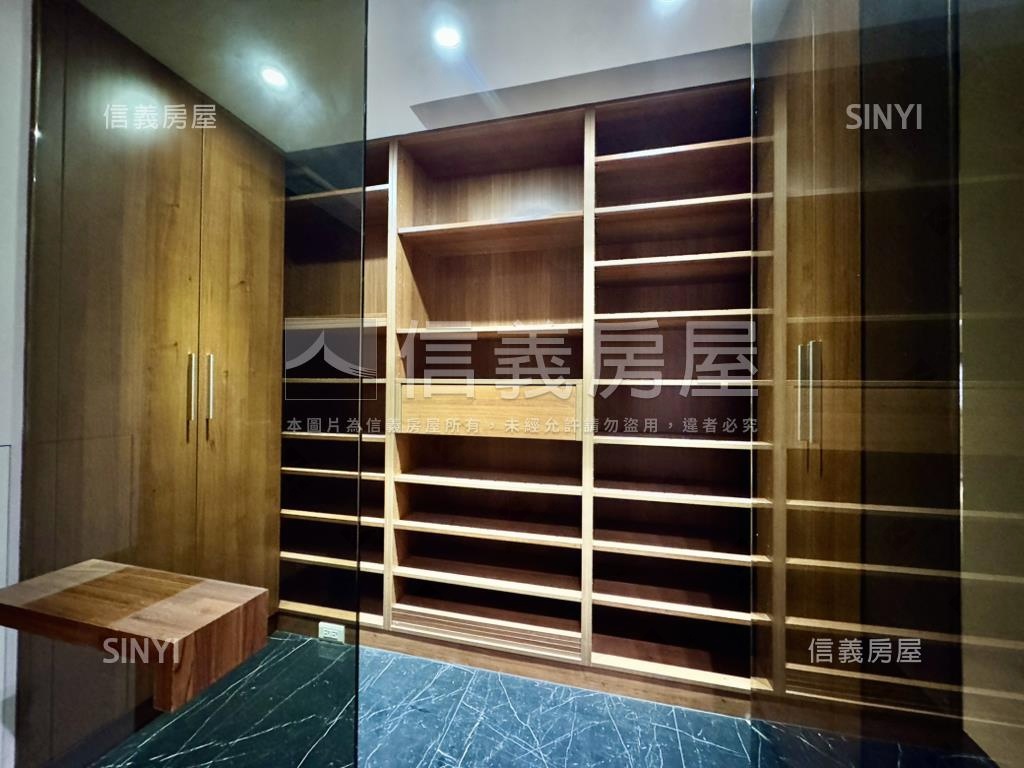 仁愛首都高樓美屋房屋室內格局與周邊環境