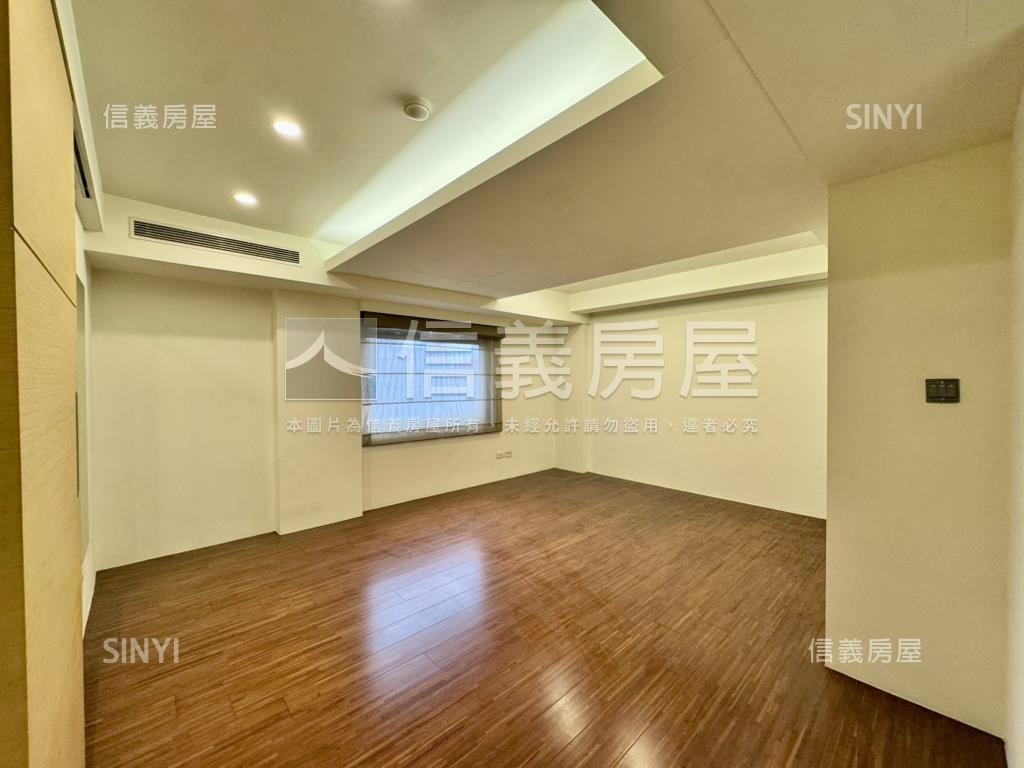 仁愛首都高樓美屋房屋室內格局與周邊環境