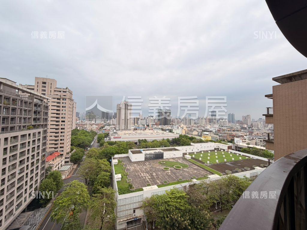 居雍公園視野四房雙平車房屋室內格局與周邊環境