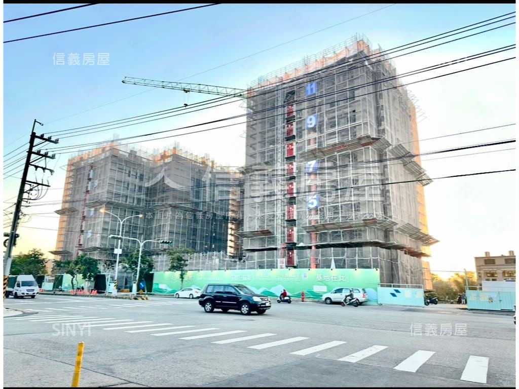 新業微丘森鄰二房平車Ｈ棟房屋室內格局與周邊環境