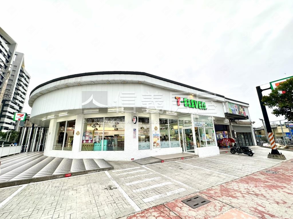新業微丘森鄰二房平車Ｈ棟房屋室內格局與周邊環境