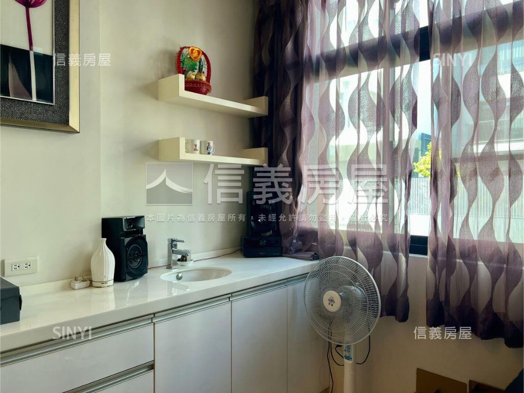 光州四街約１３年美透天房屋室內格局與周邊環境