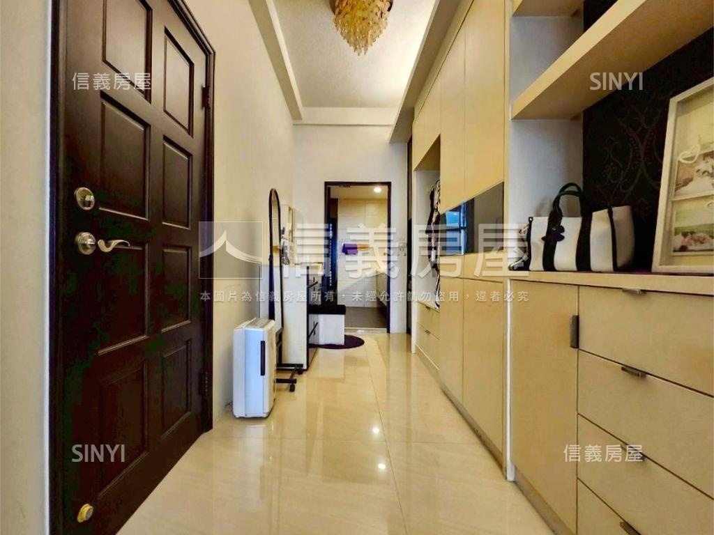 光州四街約１３年美透天房屋室內格局與周邊環境