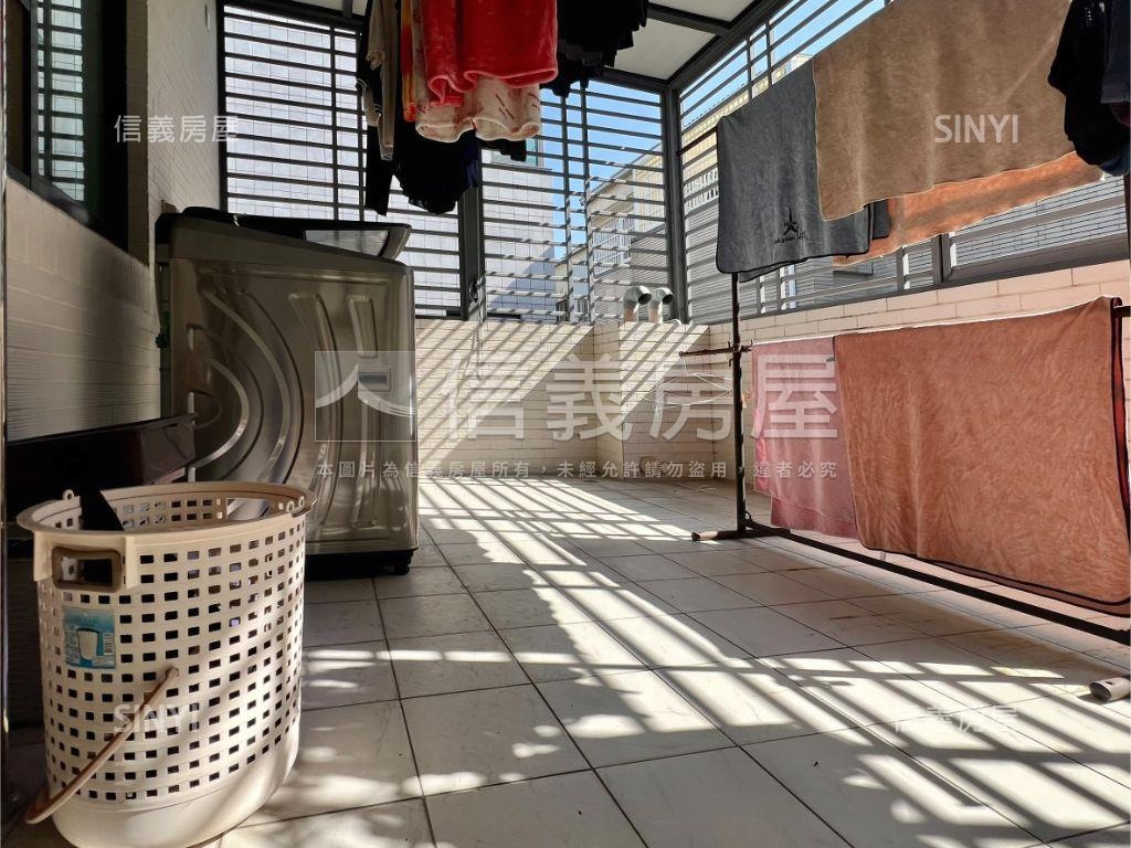 光州四街約１３年美透天房屋室內格局與周邊環境