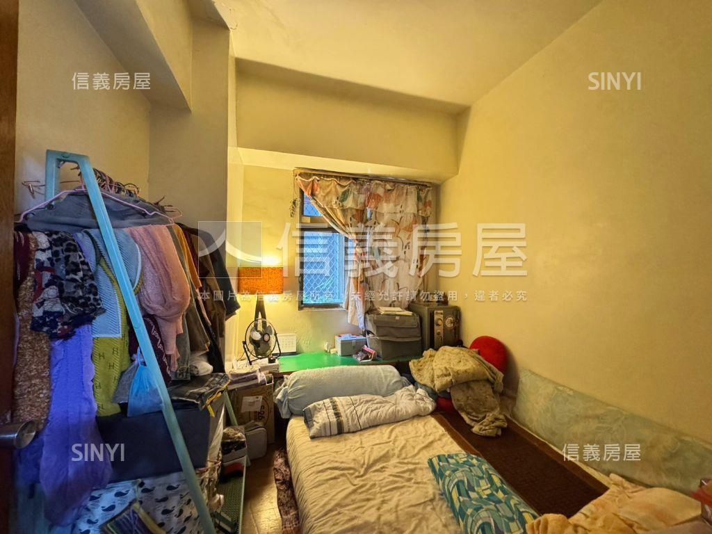 莎士比亞兩房平車房屋室內格局與周邊環境
