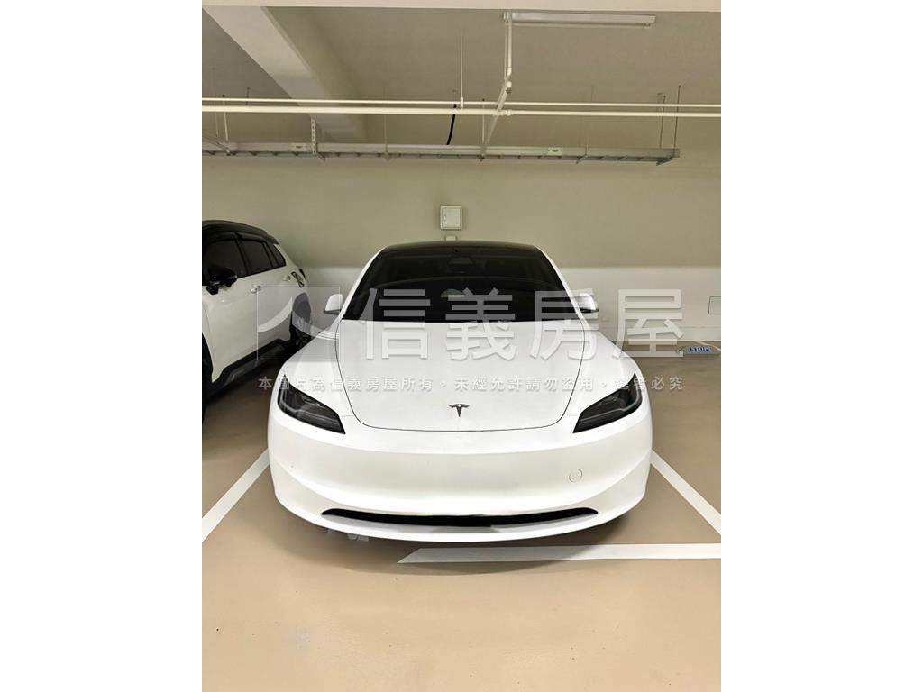 朝南精美裝潢三房有充電樁房屋室內格局與周邊環境