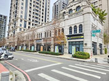 時代花園金店面