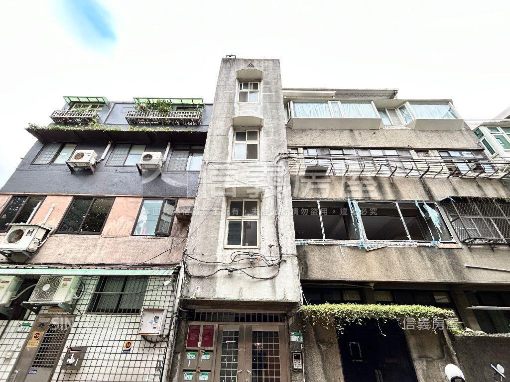 雙敦好爬公寓二樓房屋室內格局與周邊環境