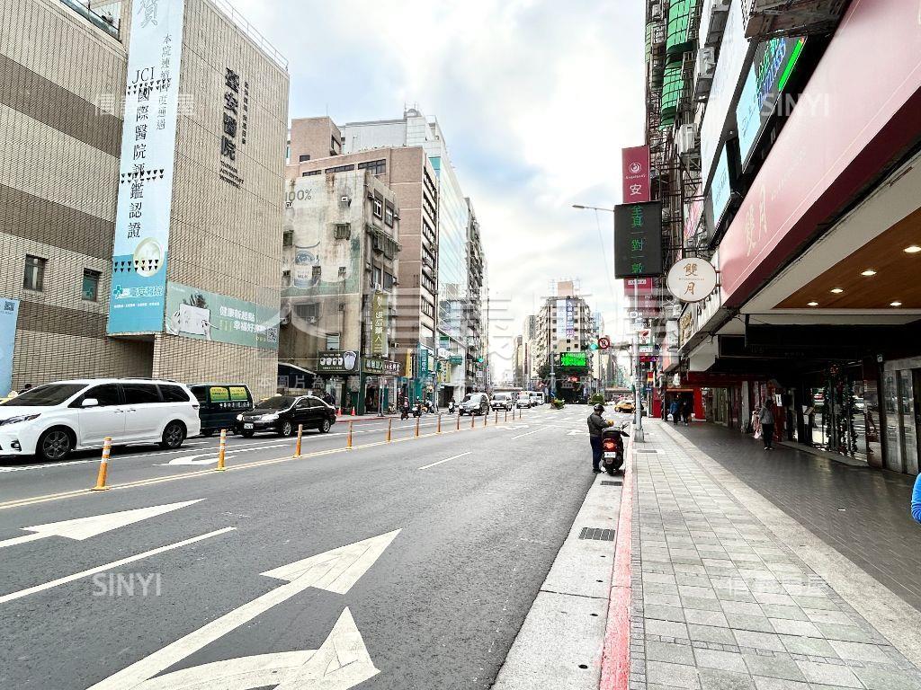 雙敦好爬公寓二樓房屋室內格局與周邊環境