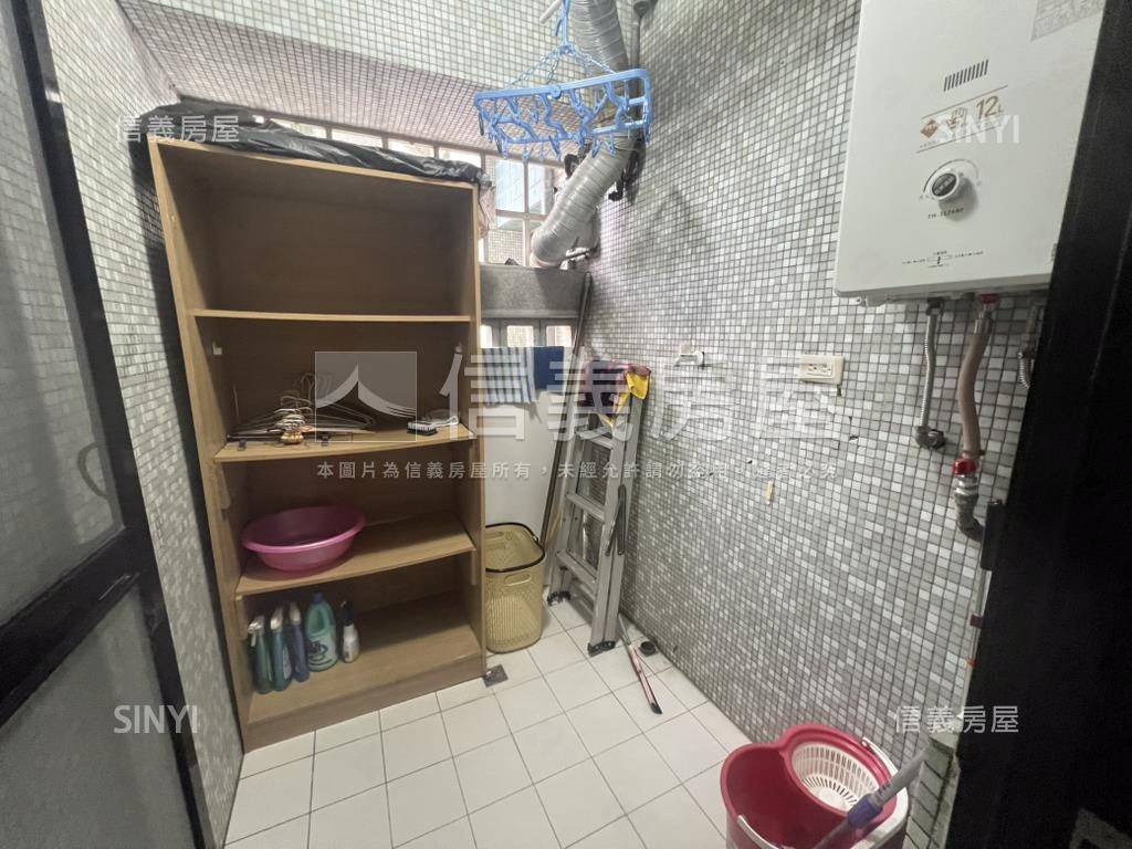 松城遠景採光兩房房屋室內格局與周邊環境