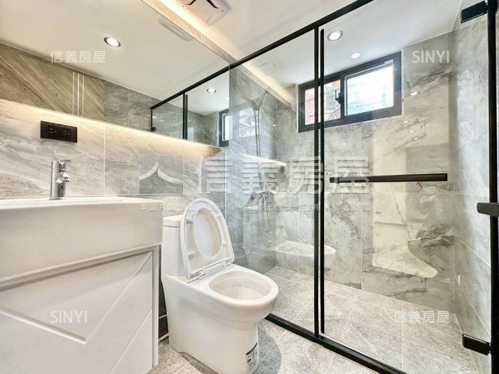 三重國小電梯裝潢三房房屋室內格局與周邊環境