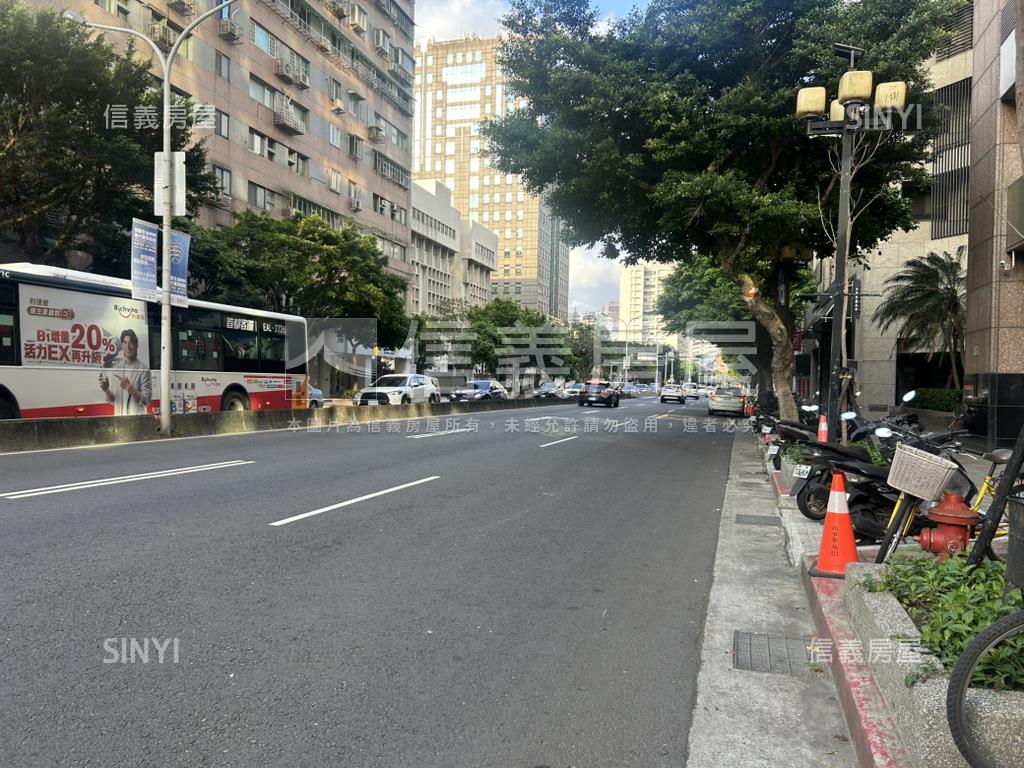 六張捷運美辦房屋室內格局與周邊環境