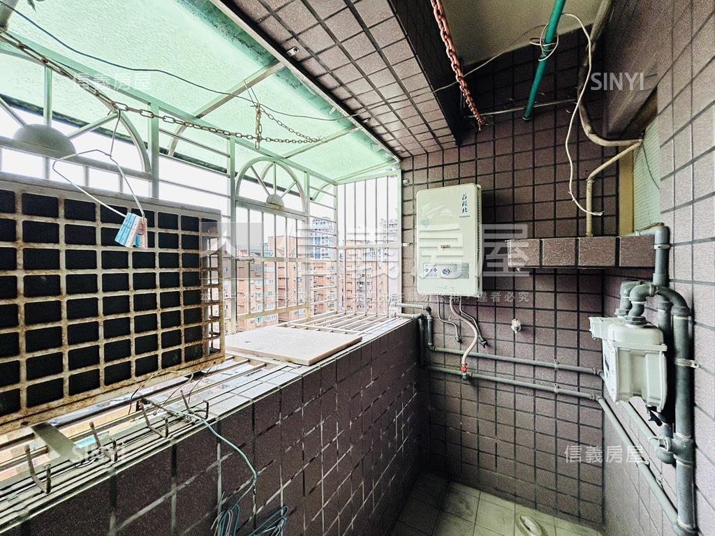 集賢雲端視野景觀三房房屋室內格局與周邊環境