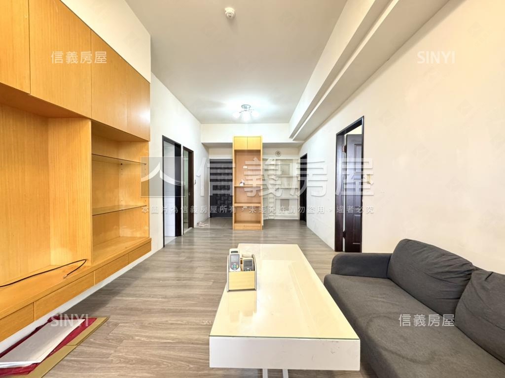 鴻築吾江明亮成家兩房車位房屋室內格局與周邊環境