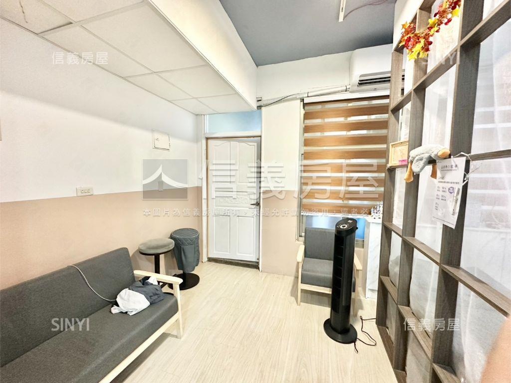 環球購物中心正對面～住辦房屋室內格局與周邊環境