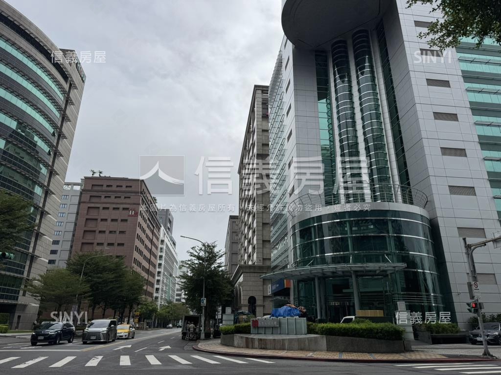 企業首選頂樓整層辦公房屋室內格局與周邊環境