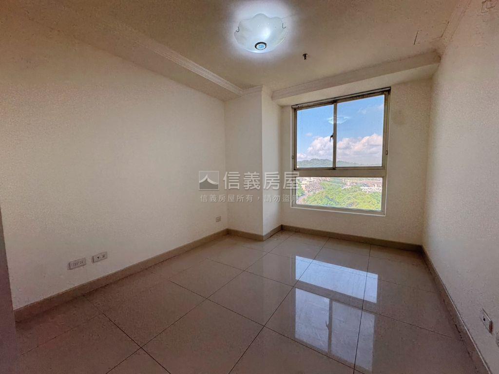 ⭐康寧晶鑽高樓景觀兩房⭐房屋室內格局與周邊環境