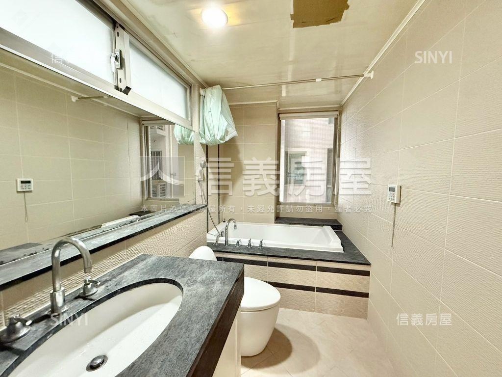 芬蘭裝潢附雙車位房屋室內格局與周邊環境