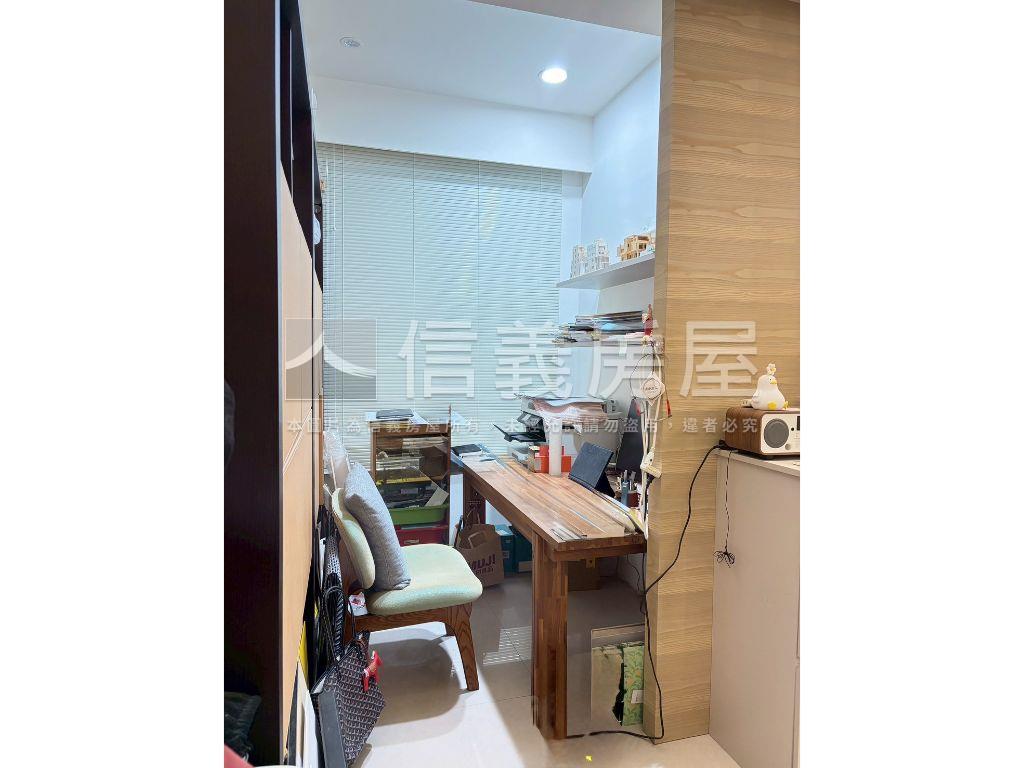 海悅豪景☆美宅雙平車房屋室內格局與周邊環境