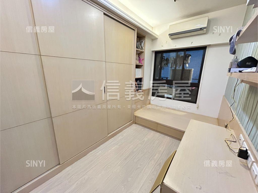 專任碧潭有約四房平面車位房屋室內格局與周邊環境