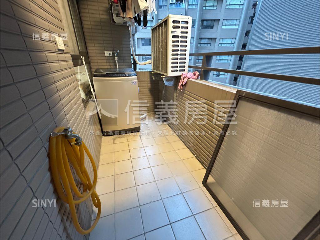 專任碧潭有約四房平面車位房屋室內格局與周邊環境