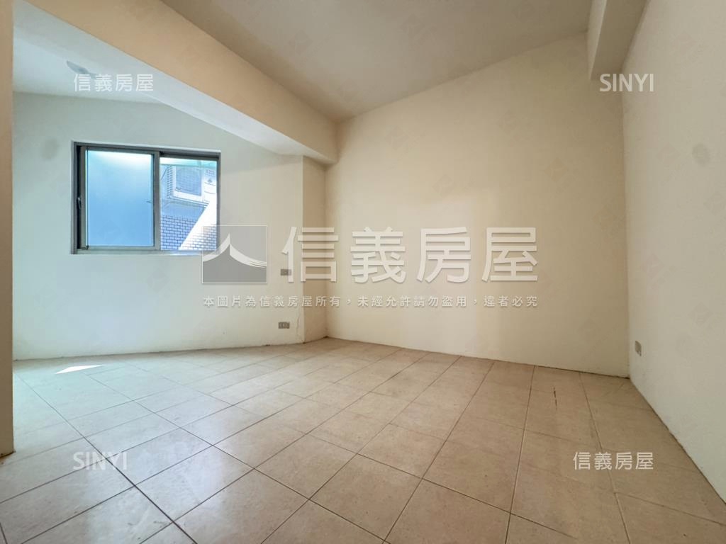 甲桂林美一樓有車位！！！房屋室內格局與周邊環境