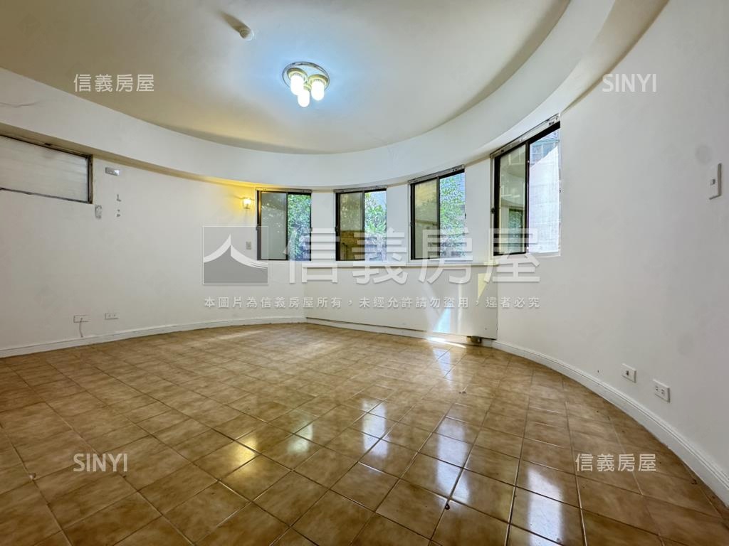 甲桂林美一樓有車位！！！房屋室內格局與周邊環境