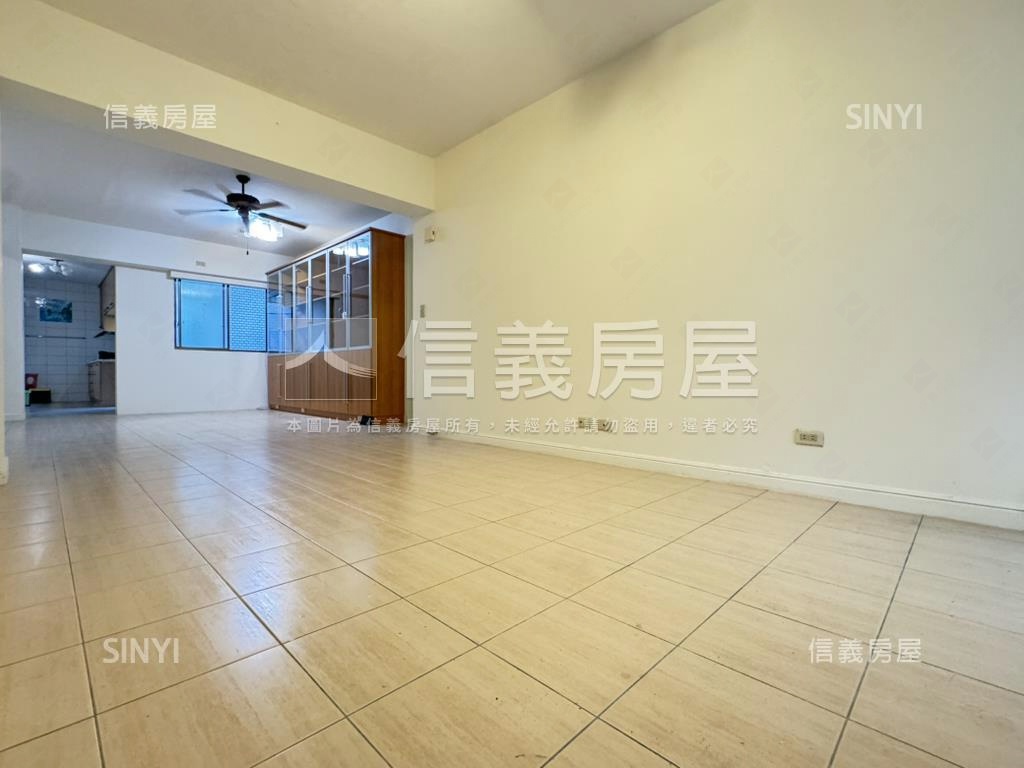 甲桂林美一樓有車位！！！房屋室內格局與周邊環境