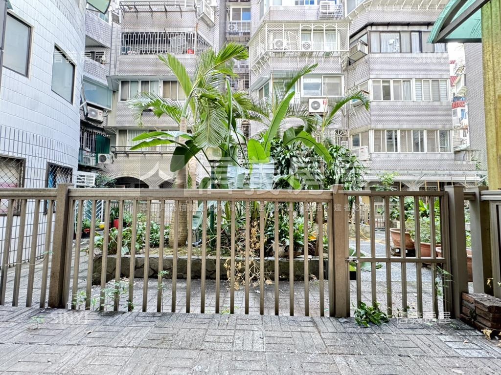 甲桂林美一樓有車位！！！房屋室內格局與周邊環境