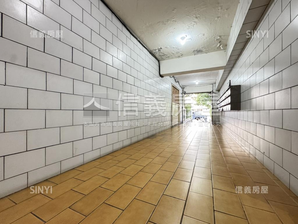 甲桂林美一樓有車位！！！房屋室內格局與周邊環境