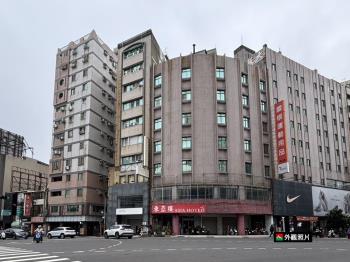 駅前旗艦商用店舖空間